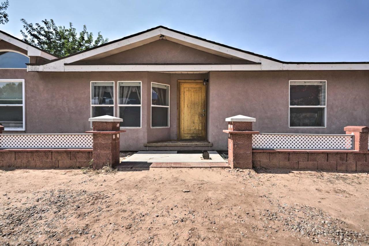 Red Rock Rambler Moab Home With Hot Tub And Views! Exterior photo